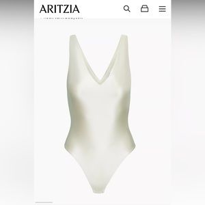 Aritzia Babaton XS Satinette V-Neck